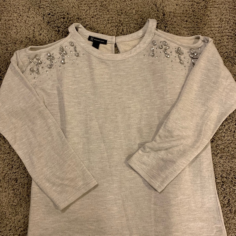 Brand new INC cold shoulder top medium gray